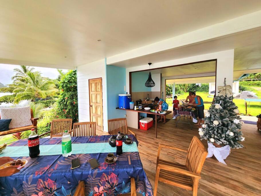 Duplex En Bord De Mer Fare Tahitea Pension Taputapuapea エクステリア 写真