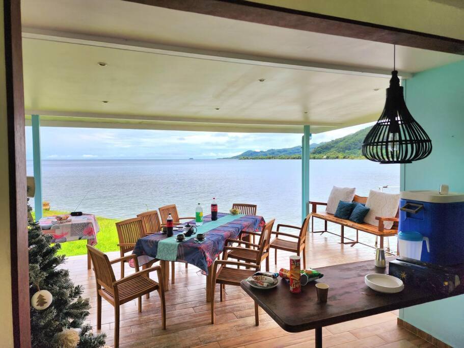 Duplex En Bord De Mer Fare Tahitea Pension Taputapuapea エクステリア 写真